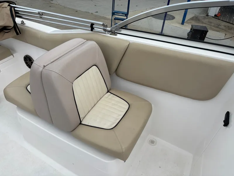 Slide: The Image of Sea Fox 226 Traveler 2018 - 15