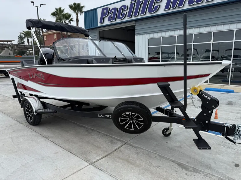 Slide: The Image of Lund Crossover XS 1775 w/ 150HP Mercury! 2026 - 4