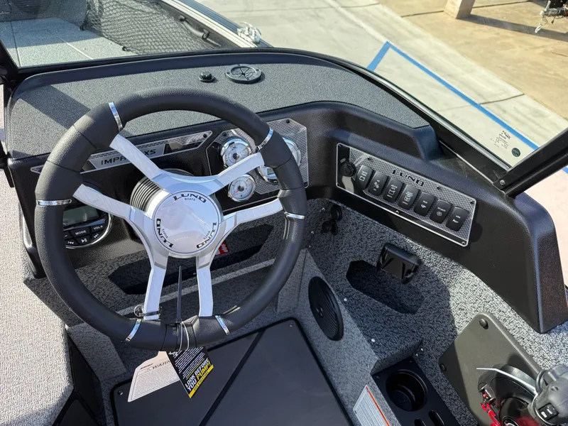 Slide: The Image of Lund Impact XS 1875 Sport w/ 150HP 2026 - 4