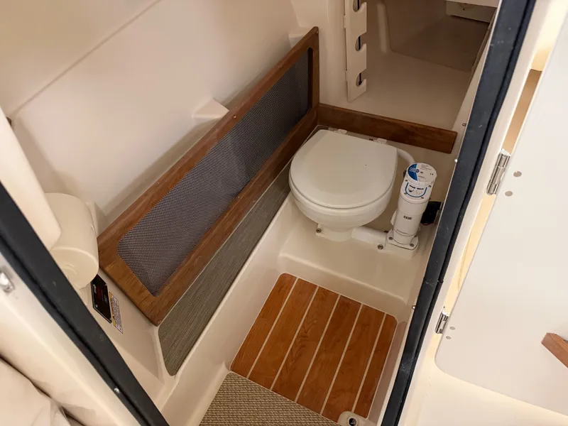 Slide: The Image of Grady-White Freedom 275 2026 - 9