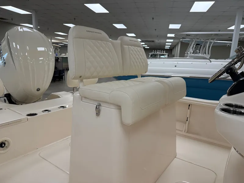 Slide: The Image of Grady-White 231 Coastal Explorer 2026 - 5