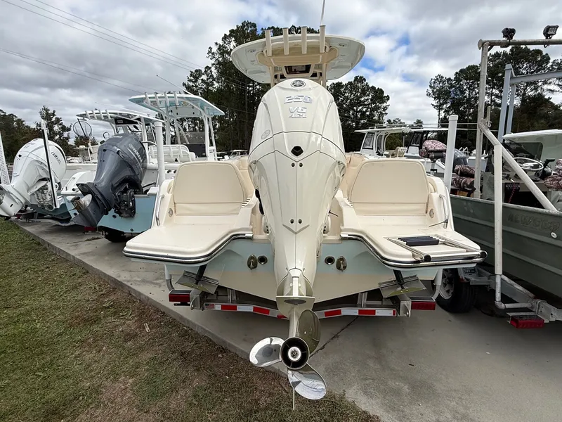 Slide: The Image of Grady-White Fisherman 216 2025 - 5