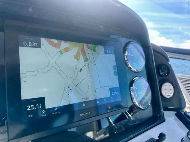 Slide: The Image of 2009 Sea Ray 44 Sedan Bridge - Image 18 - 18