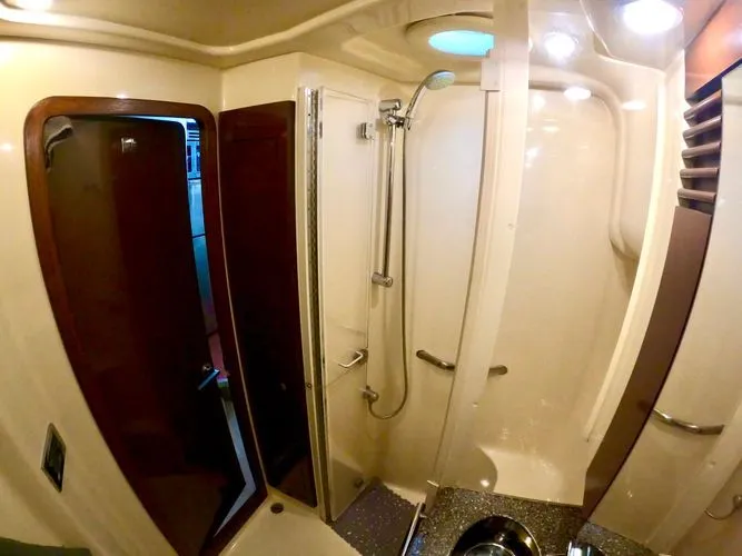 Slide: The Image of 2009 Sea Ray 44 Sedan Bridge - Image 32 - 32