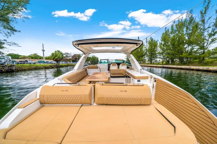 Slide: The Image of 2021 Sea Ray 400 Slx - Image 13 - 13