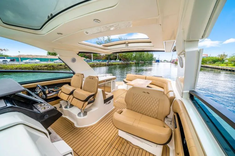 Slide: The Image of 2021 Sea Ray 400 Slx - Image 25 - 25