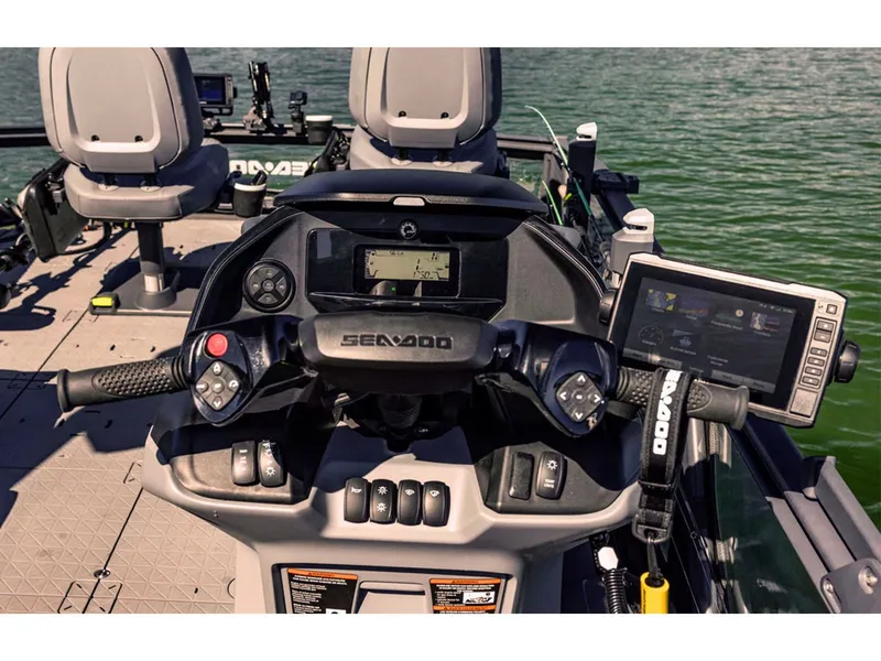 Slide: The Image of Sea-Doo Switch Fish 21 2025 - 13