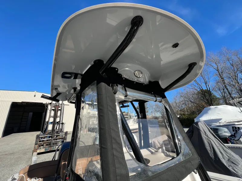 Slide: The Image of Sea Hunt Ultra 219 2022 - 14