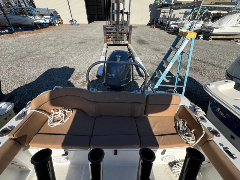 Slide: The Image of Sea Hunt Ultra 219 2022 - 18