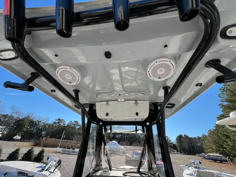 Slide: The Image of Sea Hunt Ultra 219 2022 - 25