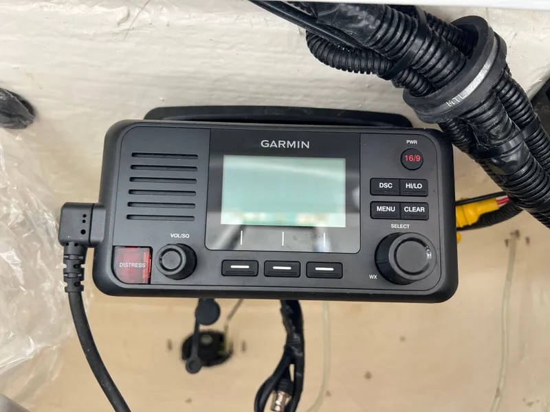 Slide: The Image of Sea Hunt Ultra 219 2022 - 28