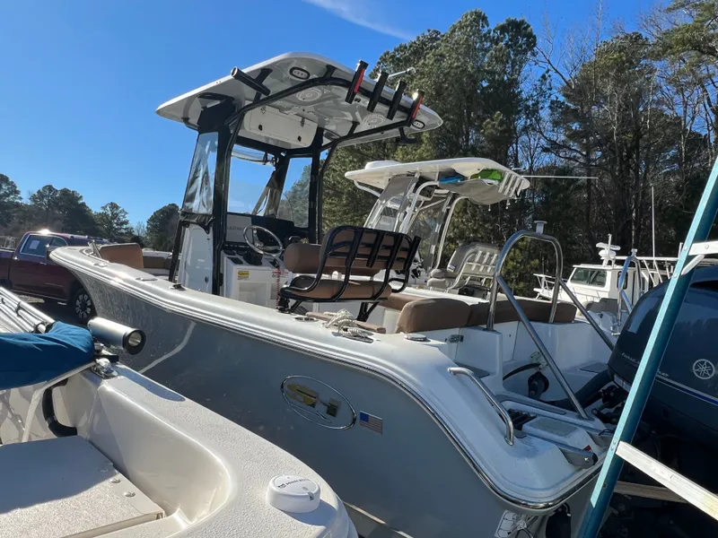 Slide: The Image of Sea Hunt Ultra 219 2022 - 3