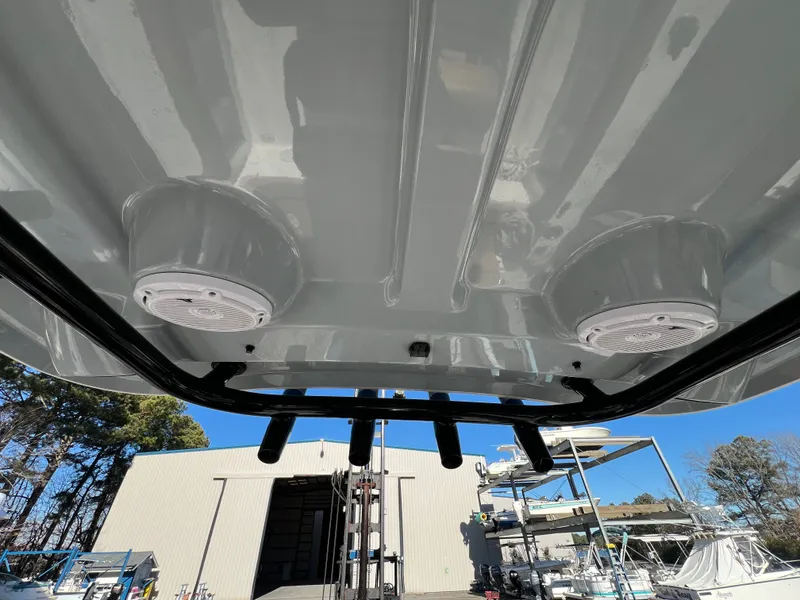 Slide: The Image of Sea Hunt Ultra 219 2022 - 31