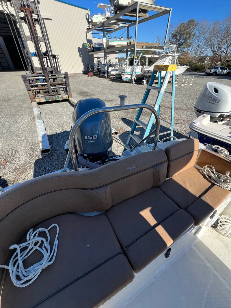 Slide: The Image of Sea Hunt Ultra 219 2022 - 32