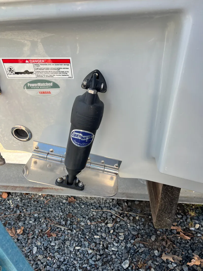 Slide: The Image of Sea Hunt Ultra 219 2022 - 33