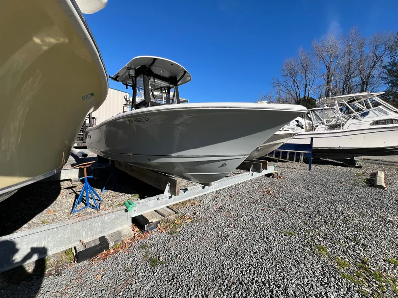 Slide: The Image of Sea Hunt Ultra 219 2022 - 4