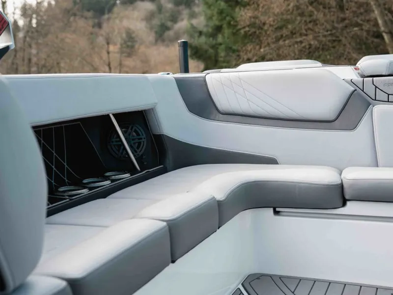 Slide: The Image of Nautique Super Air Nautique GS24 2021 - 16