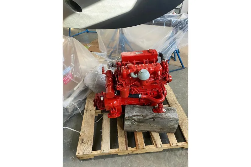 Slide: The Image of Red engine on wooden pallet, Bristol 40 model, 1981. - 10