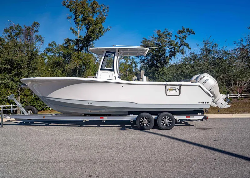 Slide: The Image of Sea Hunt Ultra 275 CB 2026 - 2