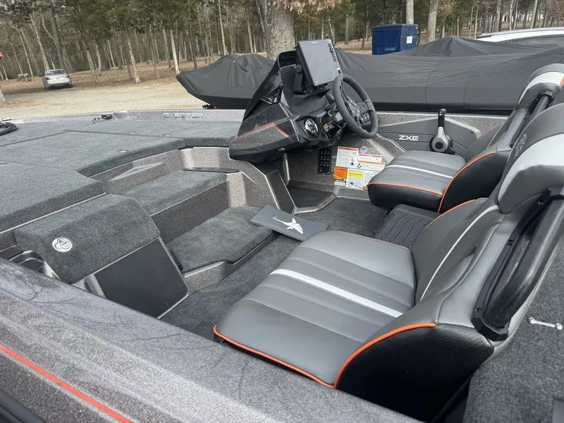 Slide: The Image of Skeeter ZXE20 2026 - 6