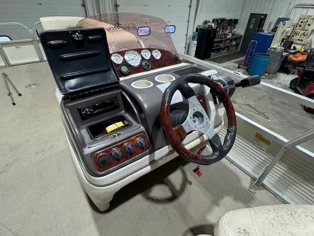 Slide: The Image of Sun Tracker 22PB 2007 - 8