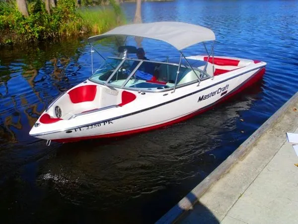 Slide: The Image of Mastercraft ProStar 197 2012 - 2