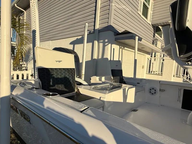 Slide: The Image of Tidewater 2110 Bay Max 2023 - 2