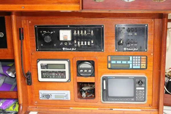 Slide: The Image of Columbia 35 1979 - 9