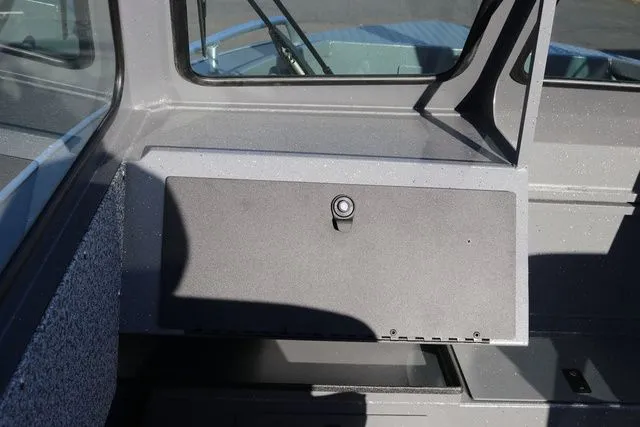 Slide: The Image of Alumaweld Stryker 220 2026 - 12