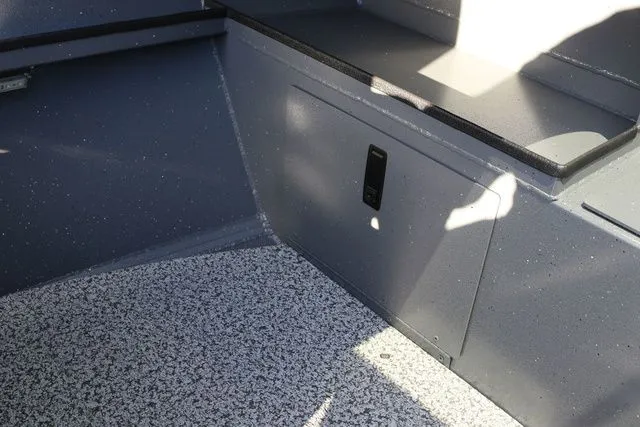 Slide: The Image of Alumaweld Stryker 220 2026 - 19