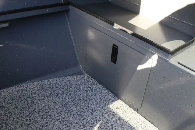 Slide: The Image of Alumaweld Stryker 220 2026 - 20