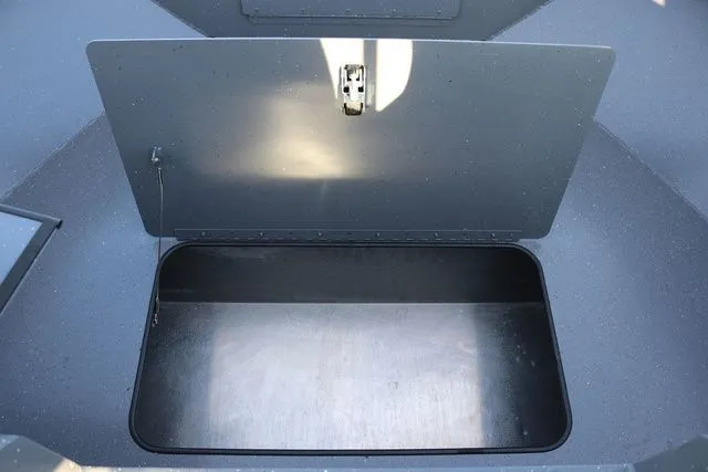 Slide: The Image of Alumaweld Stryker 220 2026 - 26