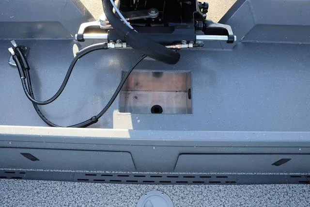 Slide: The Image of Alumaweld Stryker 220 2026 - 37