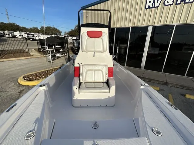 Slide: The Image of Blue Wave 2200STL 2016 - 5