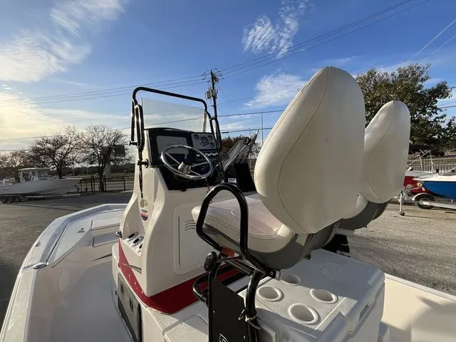 Slide: The Image of Blue Wave 2200STL 2016 - 9