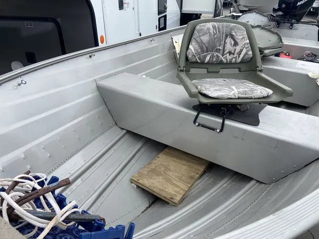 Slide: The Image of Carolina 17DLX 2006 - 4