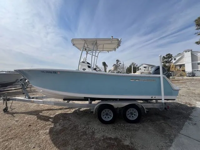 Slide: The Image of Sportsman Heritage 231 Center Console 2016 - 3