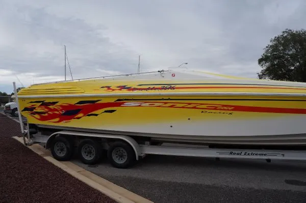 Slide: The Image of Sonic USA Boats 386 SS 2004 - 1