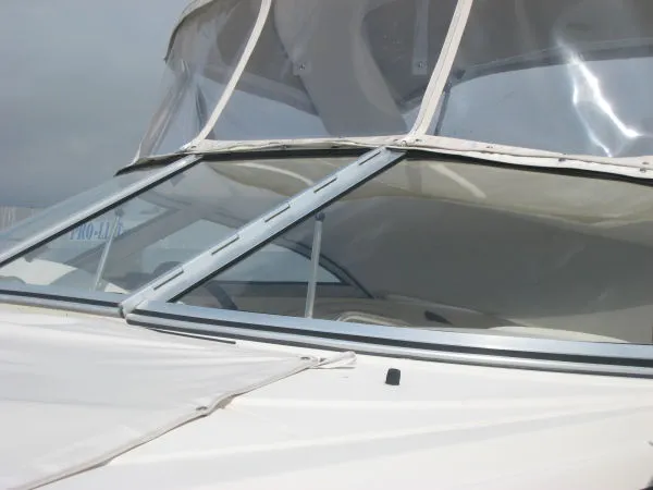 Slide: The Image of Monterey 298 Super Sport Bow Rider 2003 - 3