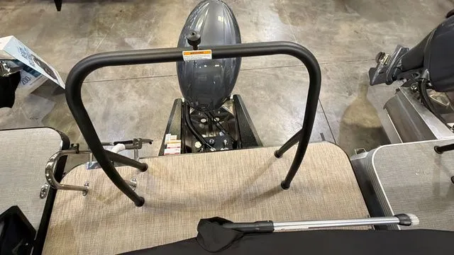 Slide: The Image of Veranda 22RC Vista View W/Yamaha 150 No Trailer 2026 - 16