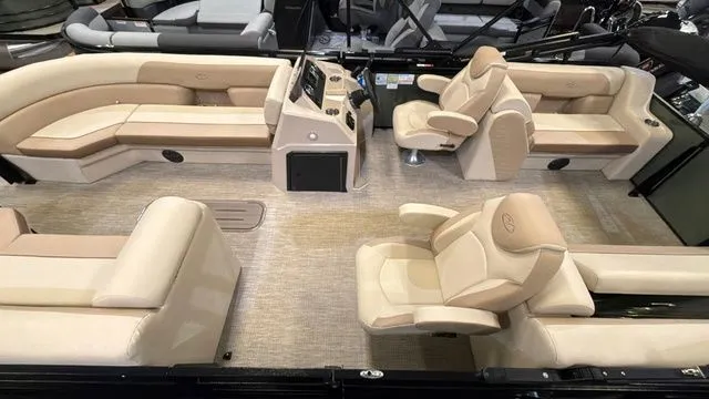 Slide: The Image of Veranda Vista View 22RC 2026 - 3