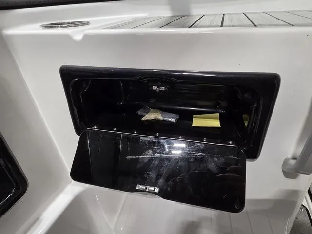 Slide: The Image of Yamaha 195S 2021 - 9