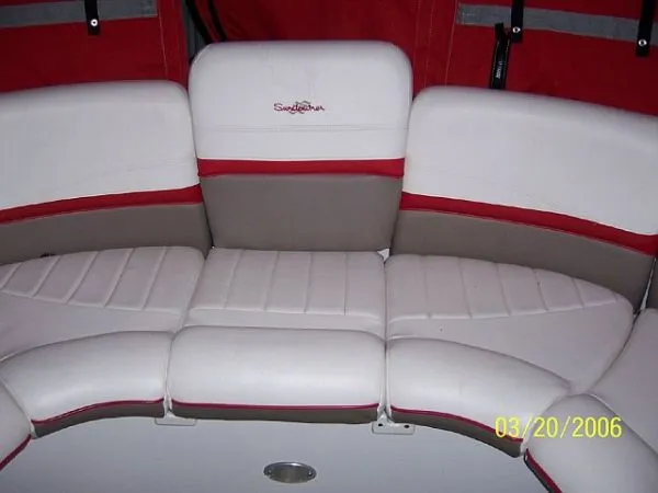 Slide: The Image of Four Winns 245 Sundowner 2004 - 5