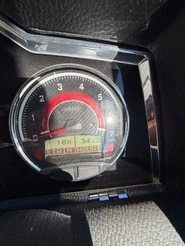 Slide: The Image of Godfrey Aqua Patio 255 SFL - Yamaha 425 XTO 2025 - 11