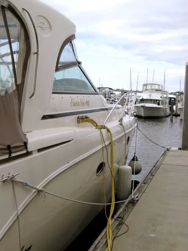 Slide: The Image of Rinker 410 Fiesta Vee Hardtop 2005 - 4