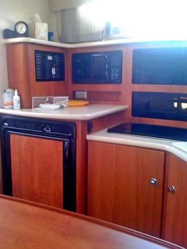 Slide: The Image of Bayliner 305 SB 2004 - 10