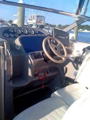 Slide: The Image of Bayliner 305 SB 2004 - 4
