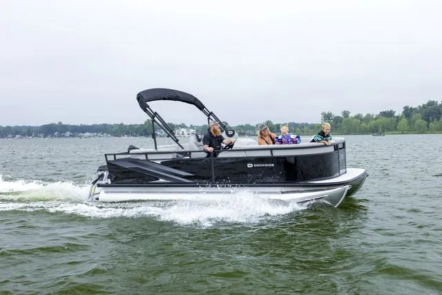 The Image of Dockside 22DQ 2.75 Tritoon 2026 - 1