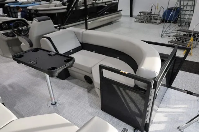 Slide: The Image of Dockside (By South Bay) 22DQ 2.75 Tritoon 2026 - 5