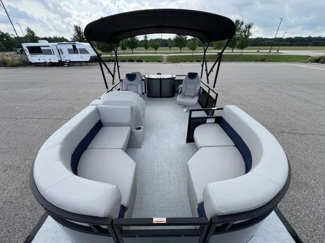 Slide: The Image of Dockside 22DF (FISH) 2026 - 3